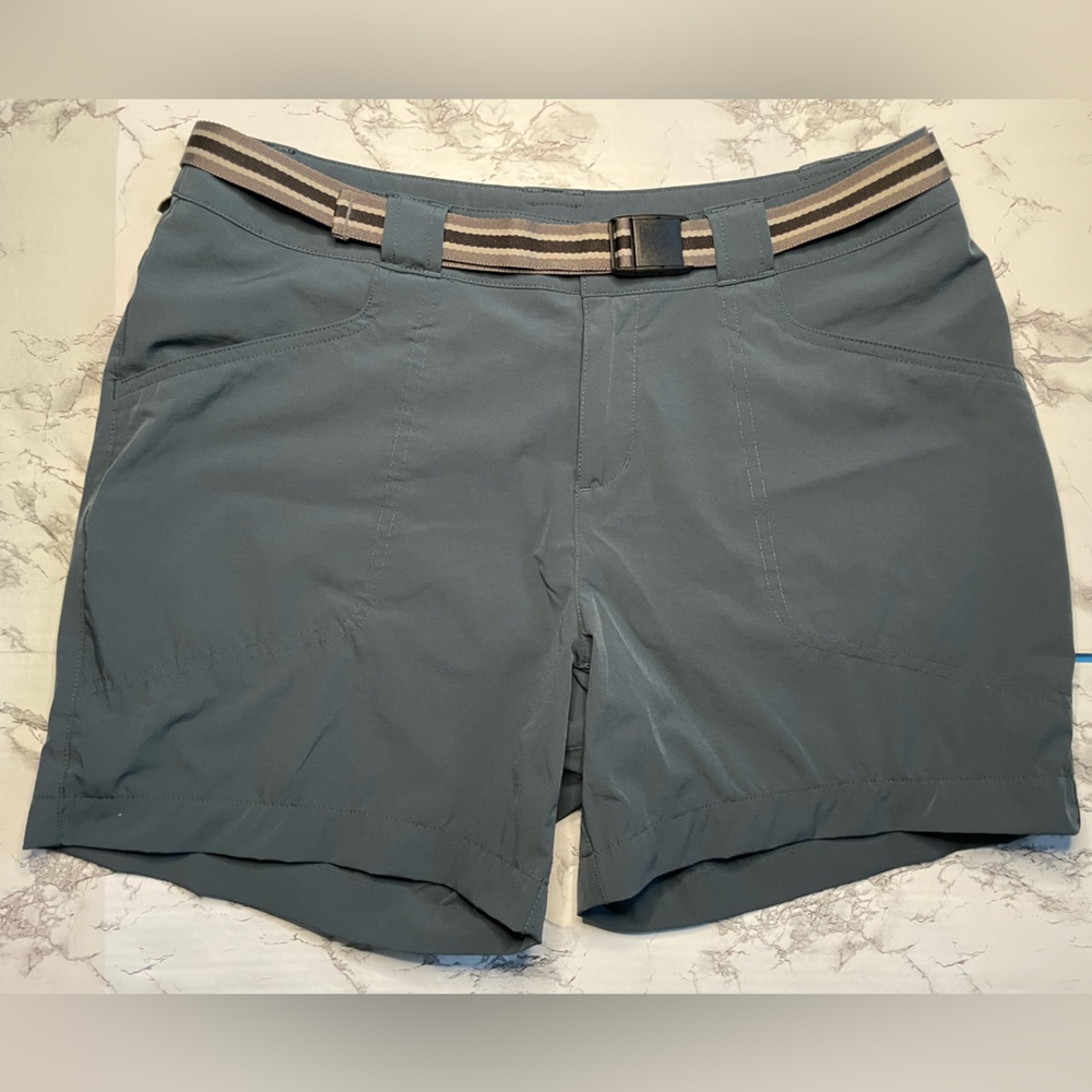 EMS Woman’s Blue Tan Eastern Mountain Sports Size 10